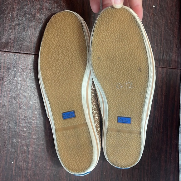 Great condition pre loved KEDS x Kate Spade Rose Gold size 8 - Picture 3 of 4